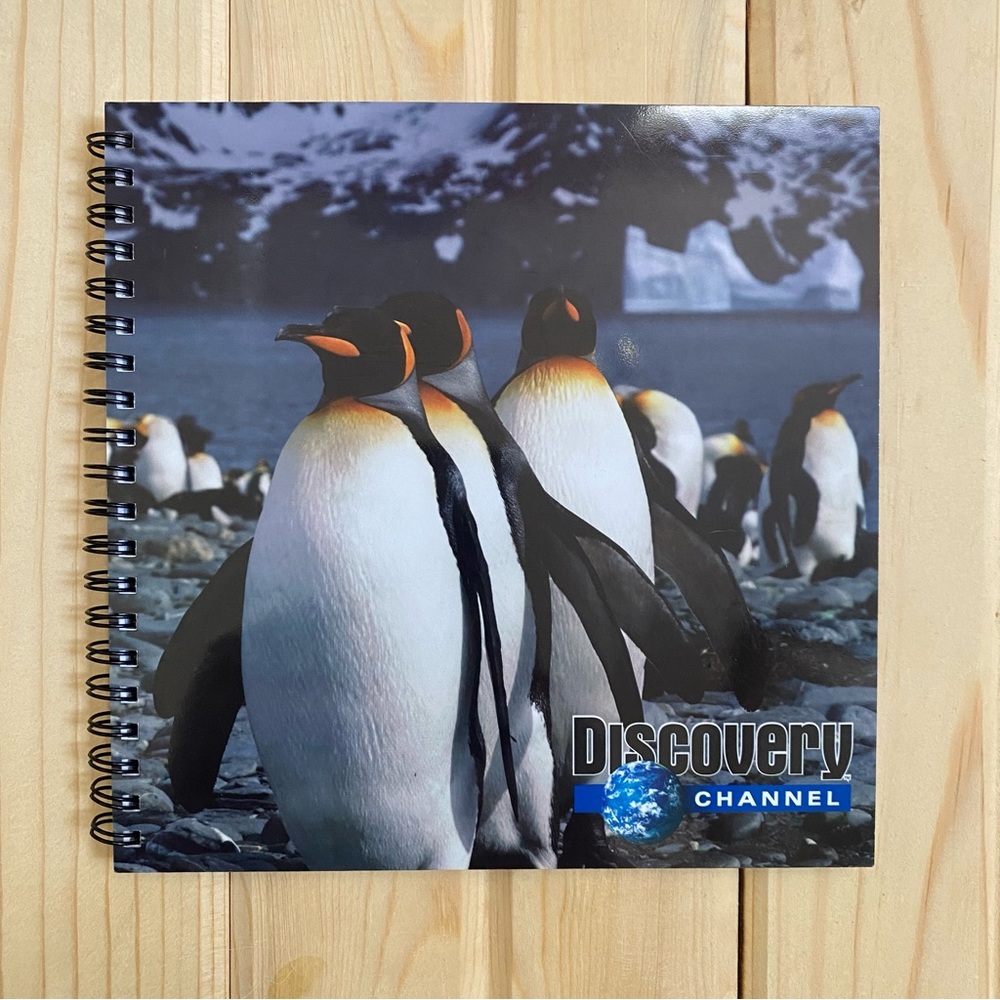 🟢 {3/$15} 🐧 Discovery Channel Square Notebook with Penguin Images